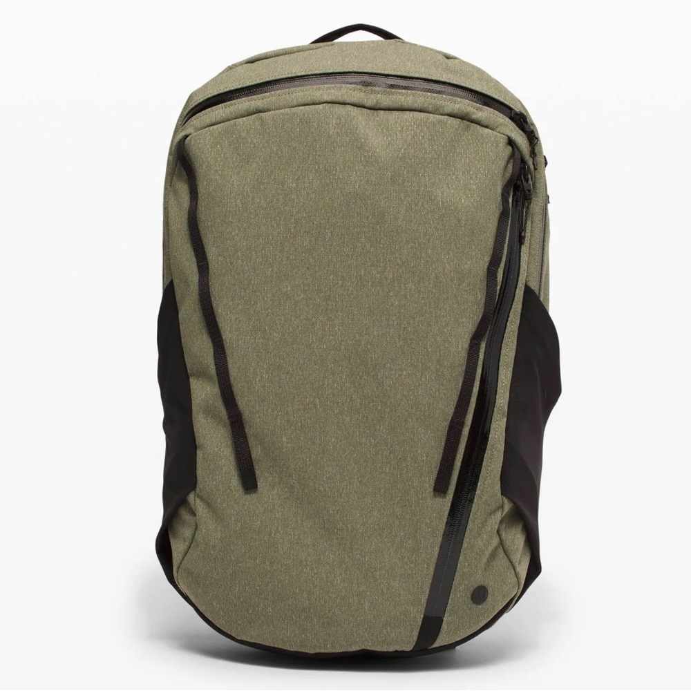 Lululemon Core‎ Backpack 2.0 20L Water Repentant NWT Green Black Zippers Laptop